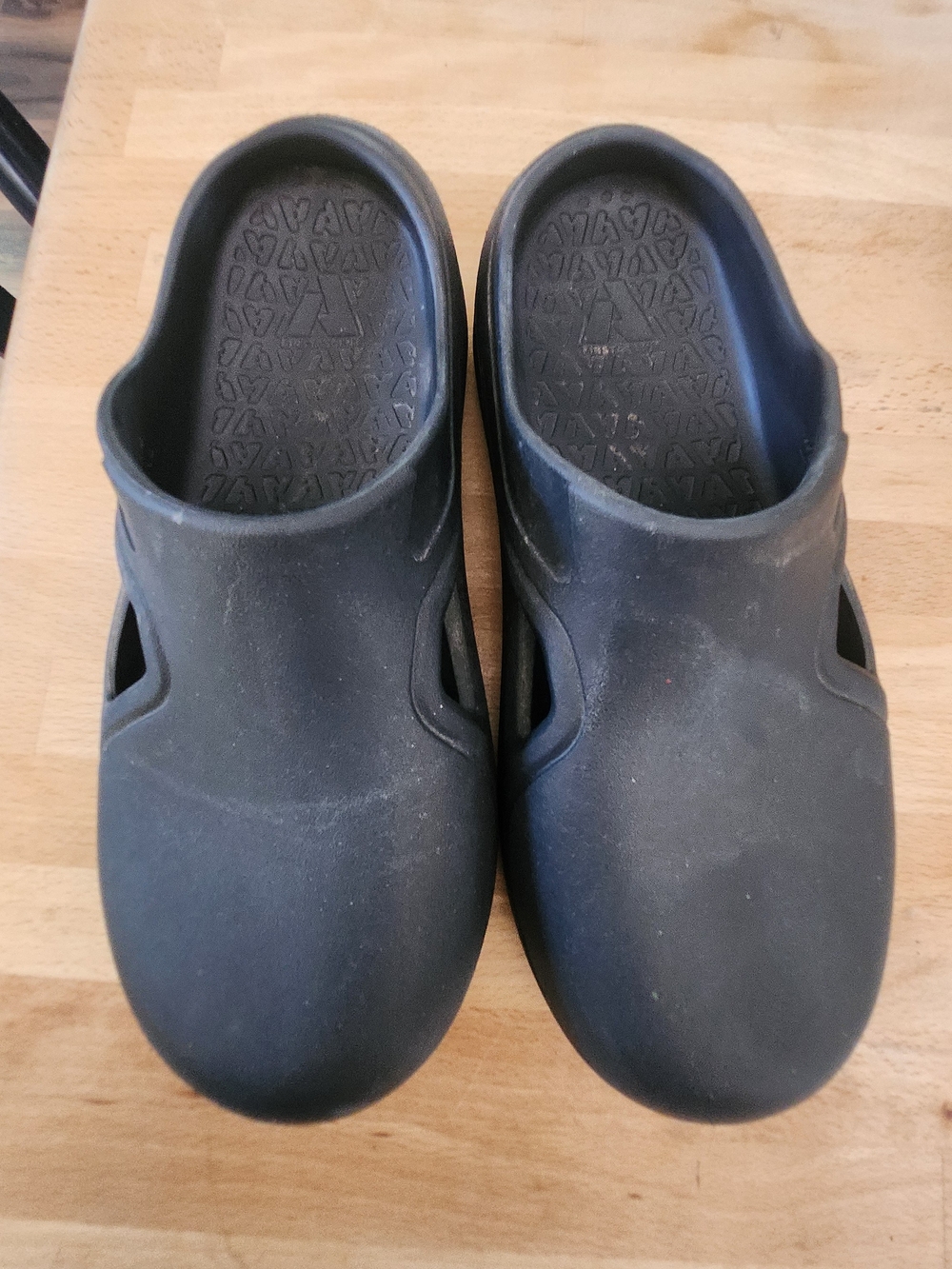 Eddie Bauer Slip On FOAMY MULES